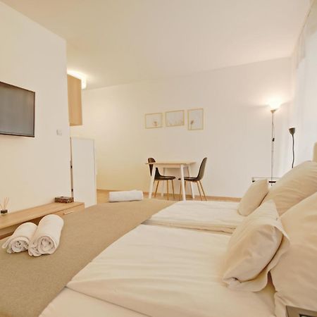 Apartament Rocha Rzeszów Esterno foto