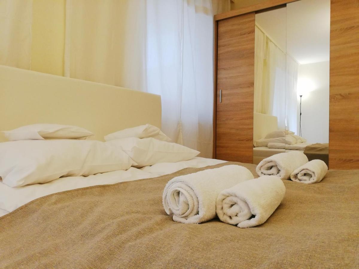 Apartament Rocha Rzeszów Esterno foto